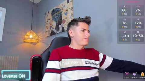 Snapshot of jasperjohnson chatting on December 3, 3:03 am jasperjohnson online show from December 3, 3:03 am