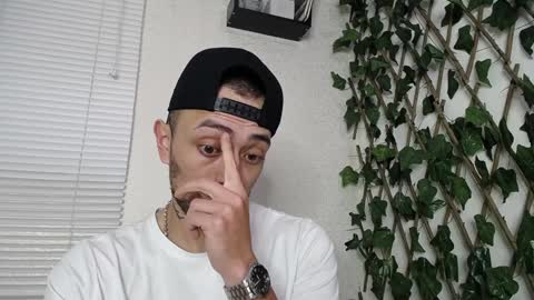 JKing  online show from January 10, 2:25 am