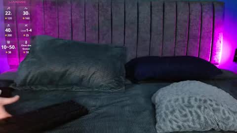 Jason  Emma online show from March 5, 5:40 am