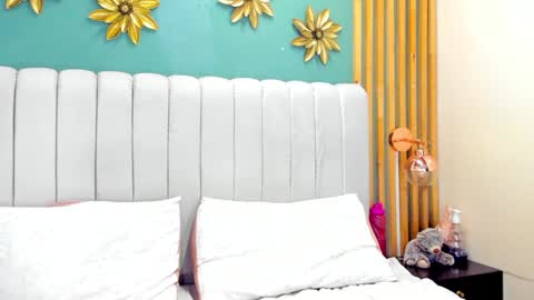 J A S S O N  online show from December 4, 4:05 pm