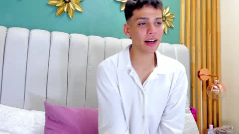 J A S S O N  online show from December 7, 1:51 pm