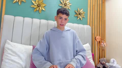 J A S S O N  online show from December 10, 1:55 pm