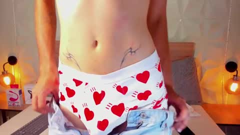 J A S S O N  online show from February 25, 1:50 pm