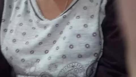 jasspreettt online show from November 25, 8:58 am