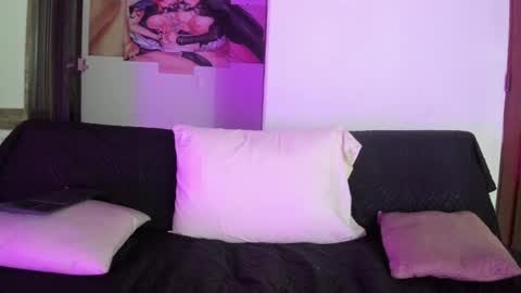 jave_rave online show from March 26, 4:07 am