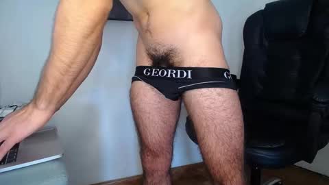 Snapshot of javierandaniel chatting on February 22, 4:40 pm Javier online show from February 22, 4:40 pm