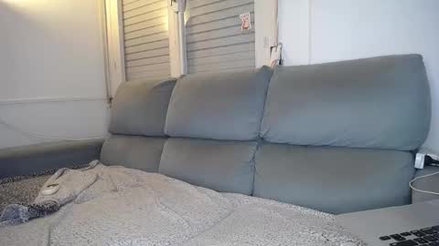 Snapshot of javierandaniel chatting on February 24, 10:36 pm Javier online show from February 24, 10:36 pm