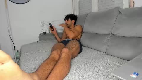 Javier  online show from February 3, 4:23 pm