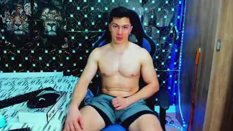 Javier online show from June 6, 11:53 pm
