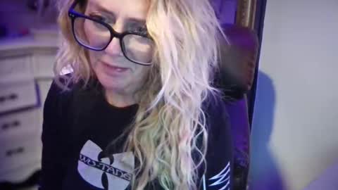 JAV online show from February 5, 10:09 am