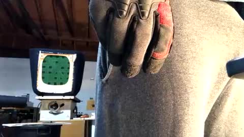 Snapshot of jawssharkparty chatting on October 9, 5:27 am Jaws  online show from October 9, 5:27 am