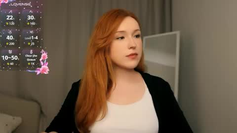 Snapshot of jawyqueen_ chatting on May 11, 2:45 pm your Bella online show from May 11, 2:45 pm