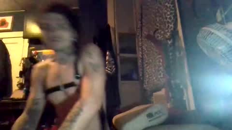 jaxxx666 online show from December 2, 11:12 am