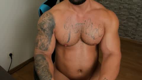 JaxonHunk online show from November 23, 9:25 pm
