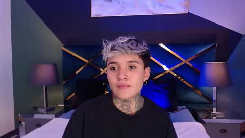 JAX online show from December 19, 4:19 am