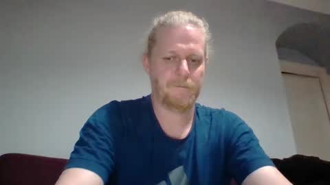 Snapshot of jaxx7777 chatting on December 23, 3:50 am jaxx7777 online show from December 23, 3:50 am