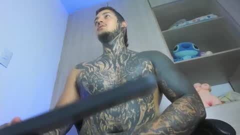 Snapshot of jaxxon22cm chatting on February 25, 6:50 pm Michael independient model online show from February 25, 6:50 pm