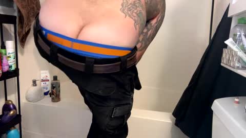 jax online show from December 4, 8:23 am