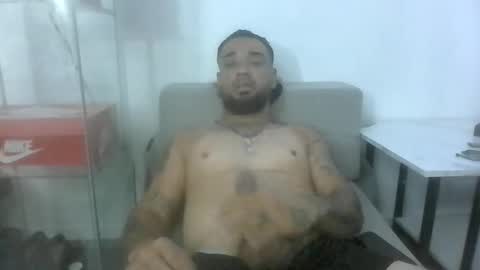 jay594025 online show from April 20, 3:48 pm