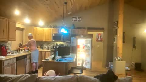 Snapshot of jay_banks0420 chatting on February 19, 3:39 am jay_banks0420 online show from February 19, 3:39 am