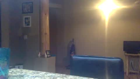 Snapshot of jay_banks0420 chatting on March 1, 4:37 am jay_banks0420 online show from March 1, 4:37 am