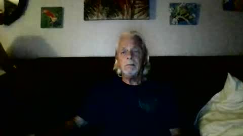 Snapshot of jay_jay1475 chatting on October 16, 1:39 am jay-jay1475 online show from October 16, 1:39 am