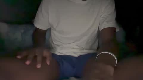 Snapshot of jay_secxret chatting on December 15, 7:23 am Jay Secxret online show from December 15, 7:23 am