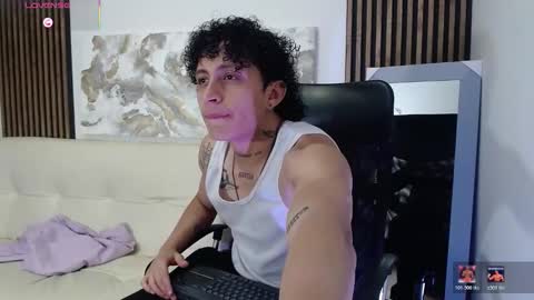 jay_taylor1_ online show from March 4, 2:28 am