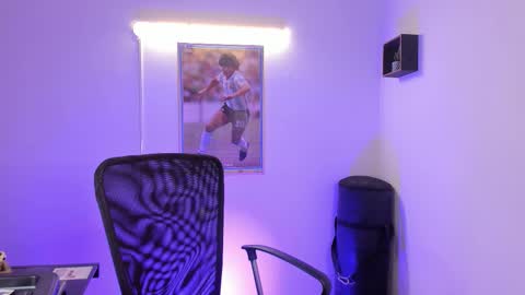 Jay Alvarrez online show from January 5, 7:06 pm