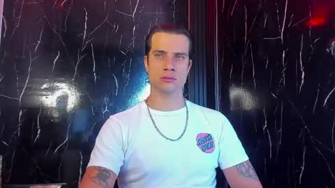Snapshot of jayalvarrez_ chatting on July 22, 12:08 pm Jay Alvarrez online show from July 22, 12:08 pm