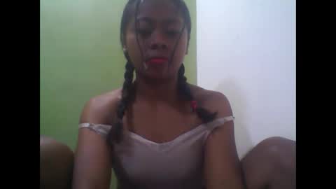 Snapshot of jayalydiah chatting on September 30, 6:18 am jayalydiah online show from September 30, 6:18 am