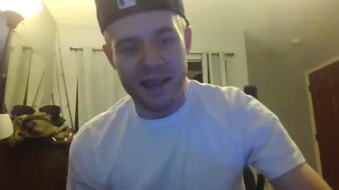 Snapshot of jaybrik92 chatting on December 14, 1:22 am Jlio Delgauto online show from December 14, 1:22 am