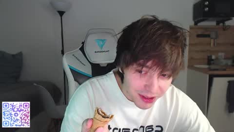 Jayce online show from October 7, 7:11 pm