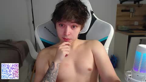 Jayce online show from December 4, 3:38 am