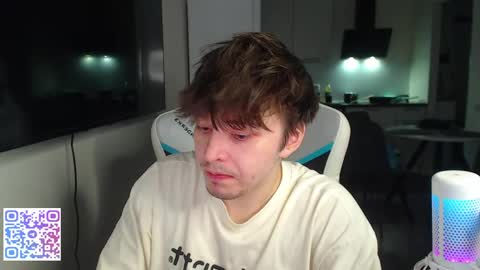 Jayce online show from April 23, 5:15 pm