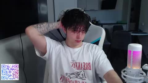 Jayce online show from June 1, 1:24 pm