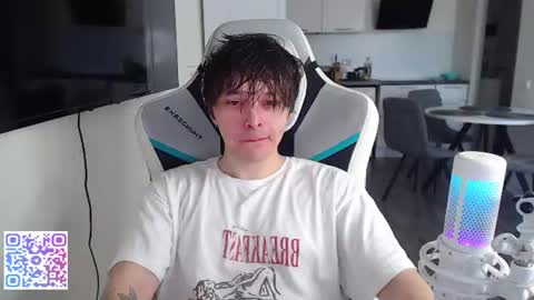 Snapshot of jayce_icestone chatting on July 1, 3:08 am Jayce online show from July 1, 3:08 am