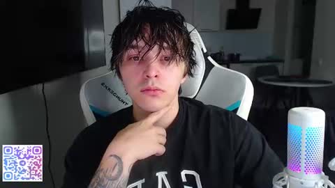 Snapshot of jayce_icestone chatting on July 8, 5:50 pm Jayce online show from July 8, 5:50 pm
