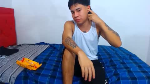 jaycollins online show from April 3, 4:43 am