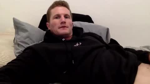 Snapshot of jaycup1989 chatting on December 22, 1:01 am jaycup1989 online show from December 22, 1:01 am