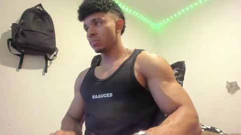 Snapshot of jaydenvance chatting on July 21, 5:32 am JAYDEN online show from July 21, 5:32 am