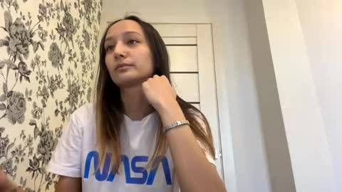 Stacie online show from April 15, 2:13 pm