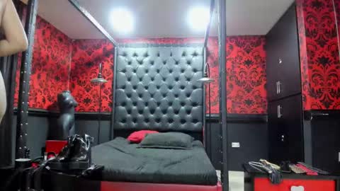 jaylen_bdsm online show from February 9, 11:47 am