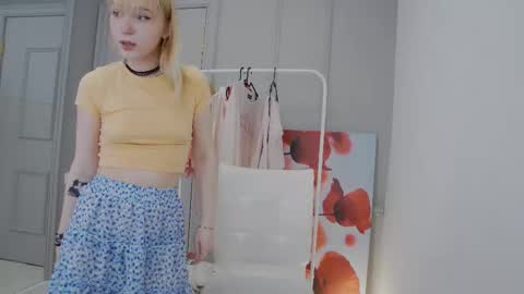 Snapshot of jayne_weyne chatting on December 2, 11:26 am Jayne online show from December 2, 11:26 am