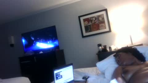 Snapshot of jaysowett chatting on December 7, 2:13 pm jaysowett online show from December 7, 2:13 pm