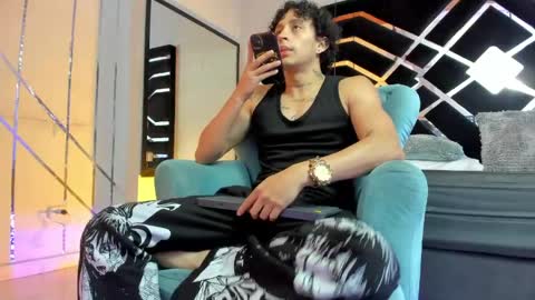 Snapshot of jaytaylorr chatting on June 9, 11:22 am Jay Taylor online show from June 9, 11:22 am