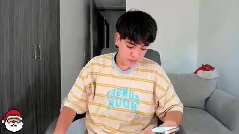 jaythomax online show from December 21, 9:55 pm