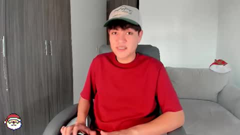 jaythomax online show from December 22, 9:56 pm