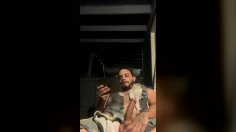 Snapshot of jayydontplay chatting on August 2, 5:06 am JayyDontPlay online show from August 2, 5:06 am