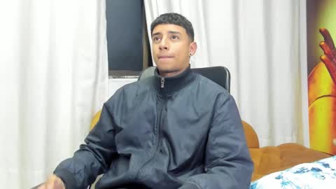 jaze_bradley online show from February 22, 11:13 am